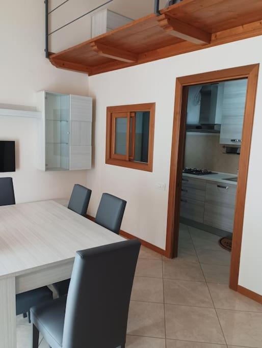 Apartamento A Casa Di Laura Nápoles Exterior foto